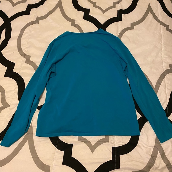 Turquoise long sleeve shirt - Picture 2 of 2